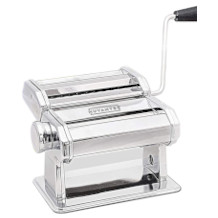 Nuvantee pasta maker